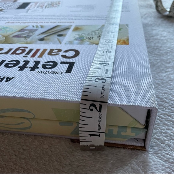 Art School Creative Lettering & Calligraphy Learning Kit by Spice Box - Picture 12 of 12